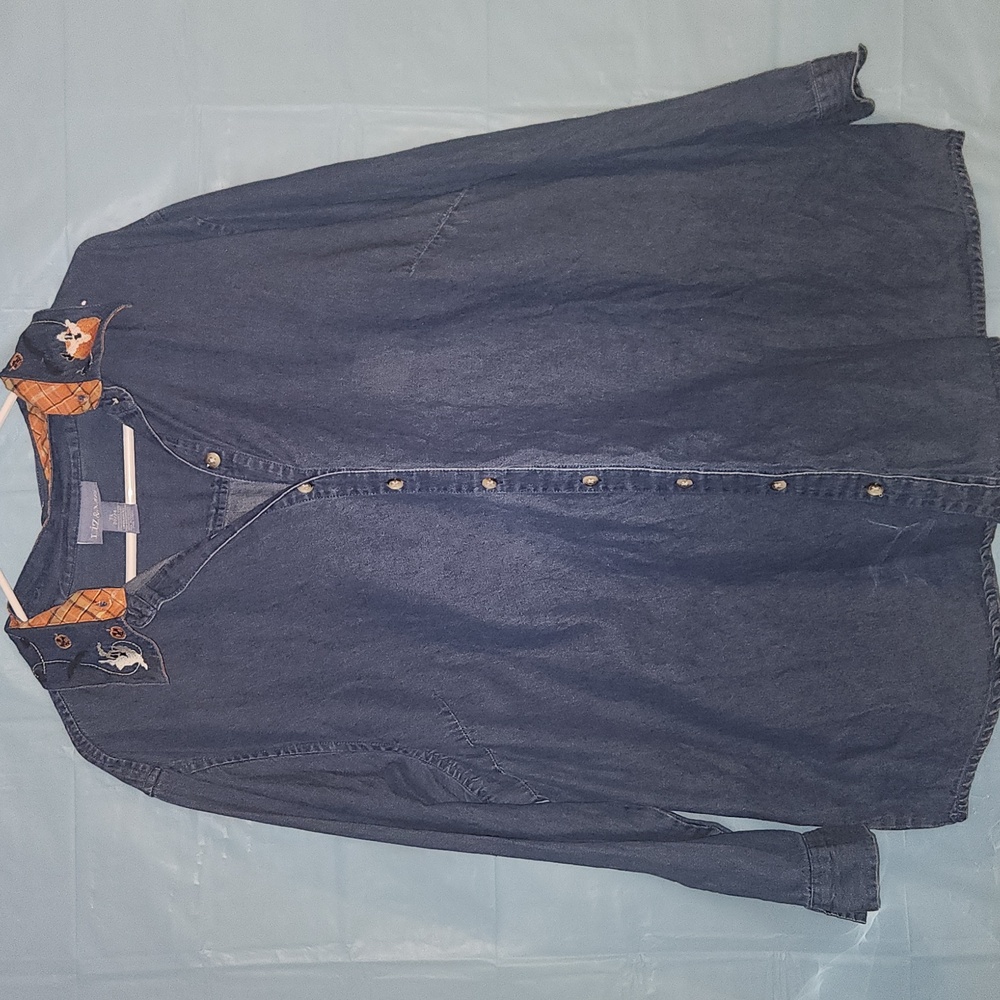 Liz & Me, Women's Halloween Denim Blue Shirt with Embroidered Collar Detail, 2X